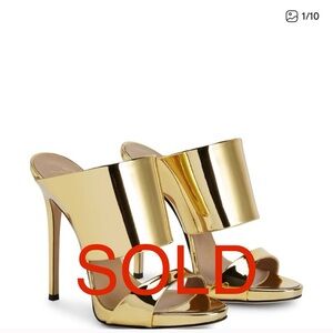 Giuseppe Zanotti 120mm Andrea Metallic-Finish Sandals size 7.5 with Dustbag